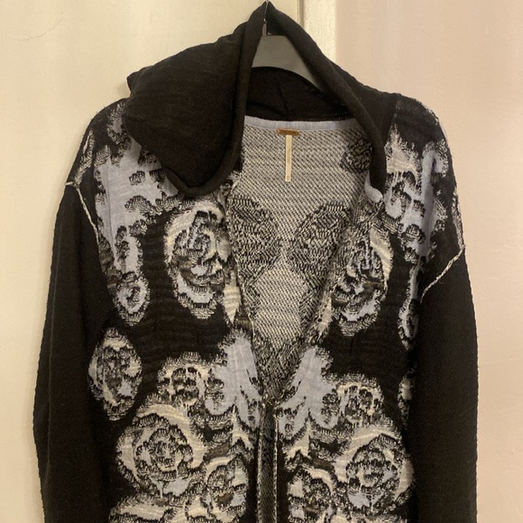 Free People sweater - Picture 2 of 11